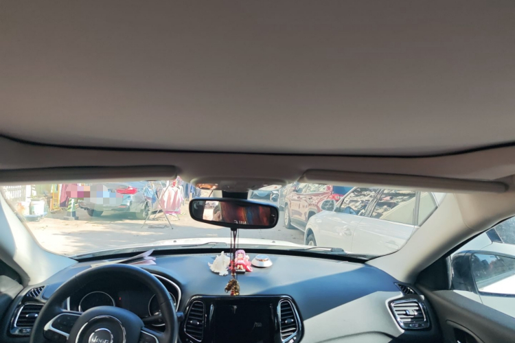 Jeep 指南者 2019款 220T 自动家享炫酷版中控内饰22