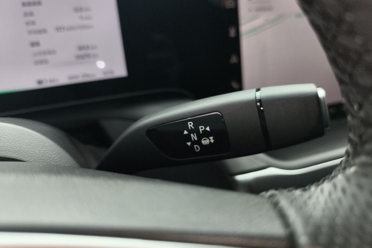 小鹏P7 2021款 480G中控内饰18