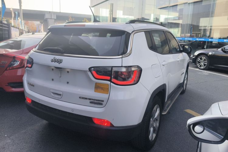 Jeep 指南者 2017款 200T 自动家享版车身外观7