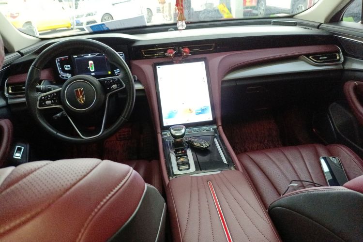 红旗H5 2023款 2.0T 自动智联旗享版中控内饰12