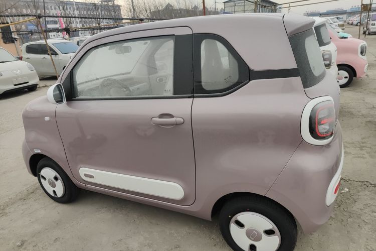 奔腾小马 2026款 222km 萌趣马 Plus车身外观4