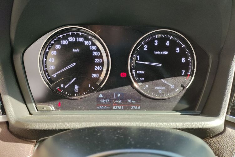 宝马X2 2020款 sDrive25i 领先型M越野套装中控内饰15