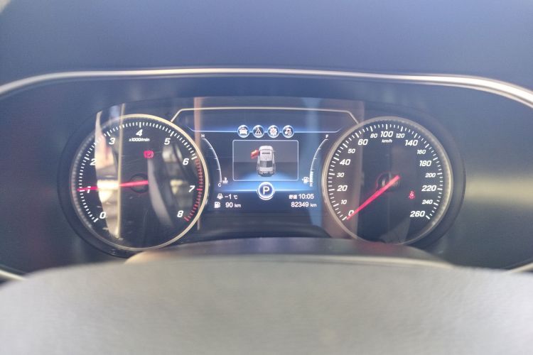 红旗H5 2022款 经典款 改款 1.5T DCT旗韵版中控内饰14