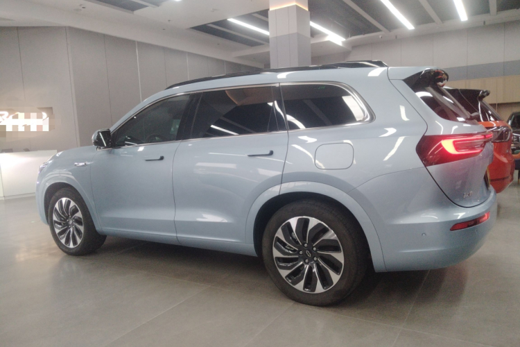 鸿蒙智行 问界M7 2024款 1.5T 智驾后驱Max版 5座车身外观6003