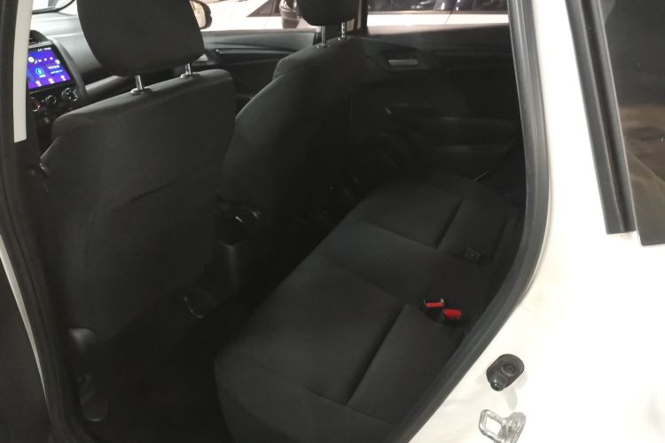 本田 飞度 2018款 1.5L CVT舒适天窗版中控内饰21