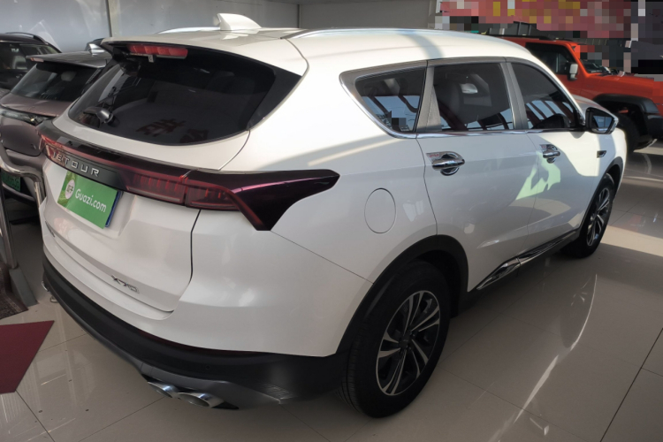 捷途X70 PLUS 2021款 1.5T 手动林 5座车身外观7