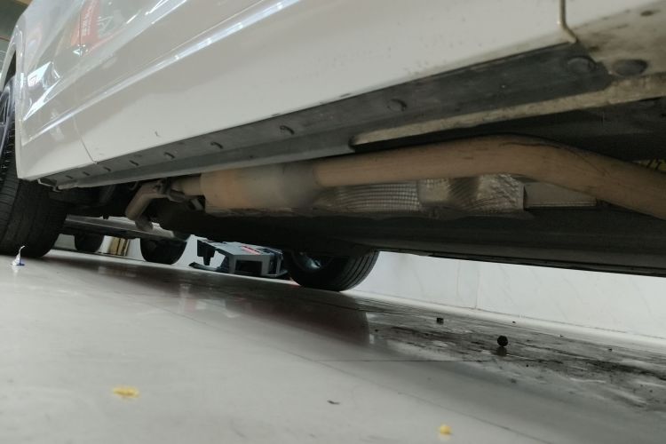 理想汽车 理想ONE 2021款 增程6座版局部细节9001