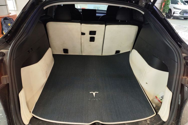 特斯拉 Model Y 2023款 长续航全轮驱动版局部细节23