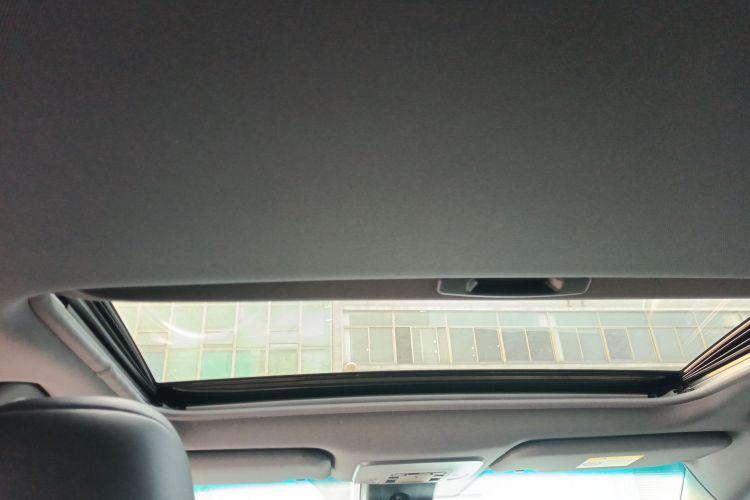 丰田 亚洲龙 2022款 2.0L 豪华版中控内饰22