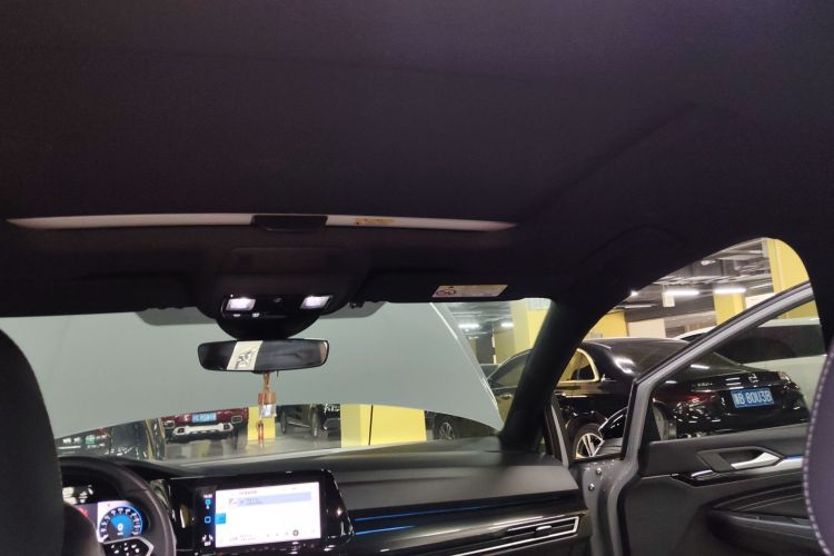 大众 高尔夫 2023款 改款 280TSI DSG R-Line中控内饰22