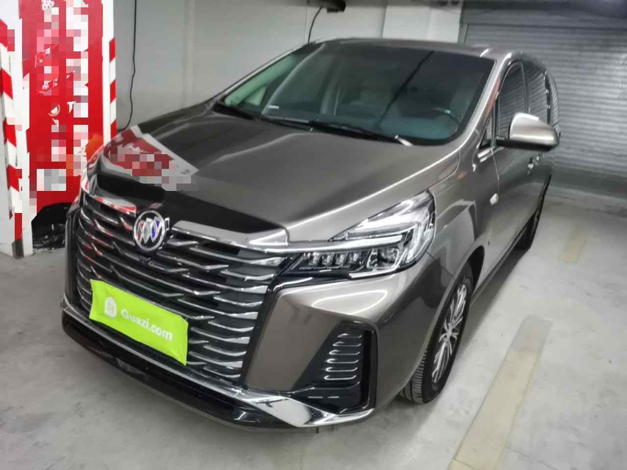 别克GL8 2023款 改款 陆上公务舱 豪华型(2)
