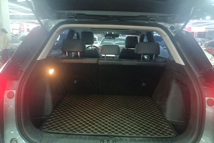 埃安 AION V 2024款 Plus 70 星耀版 磷酸铁锂机舱底盘23