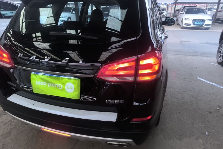 哈弗H6 2017款 蓝标 运动版 1.5T 手动两驱精英型车身外观9