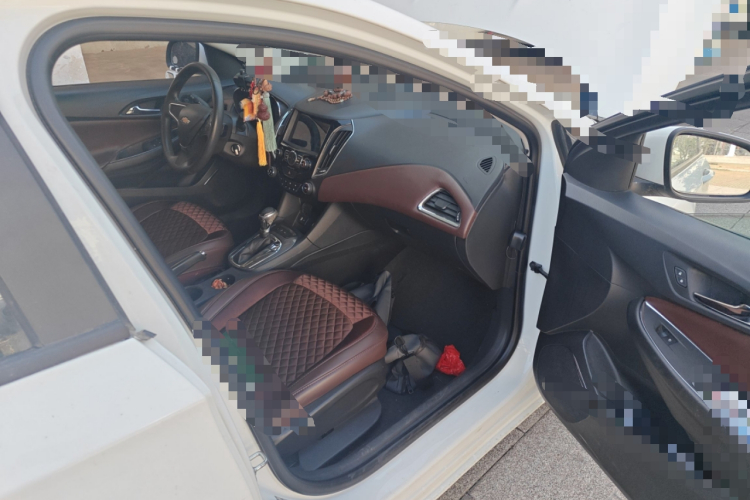 雪佛兰 科鲁兹 2016款 1.5L 自动豪华版局部细节9005