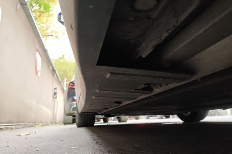 小鹏P7 2022款 670N+局部细节9003