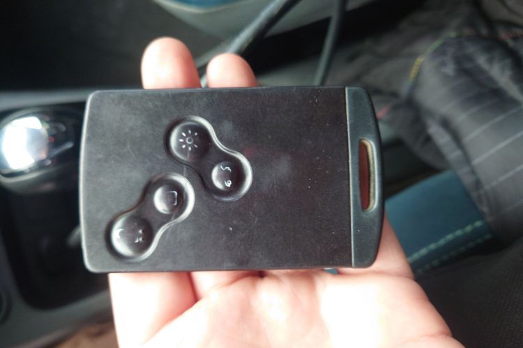 雷诺 卡缤 2015款 1.2T 自动标准版中控内饰11