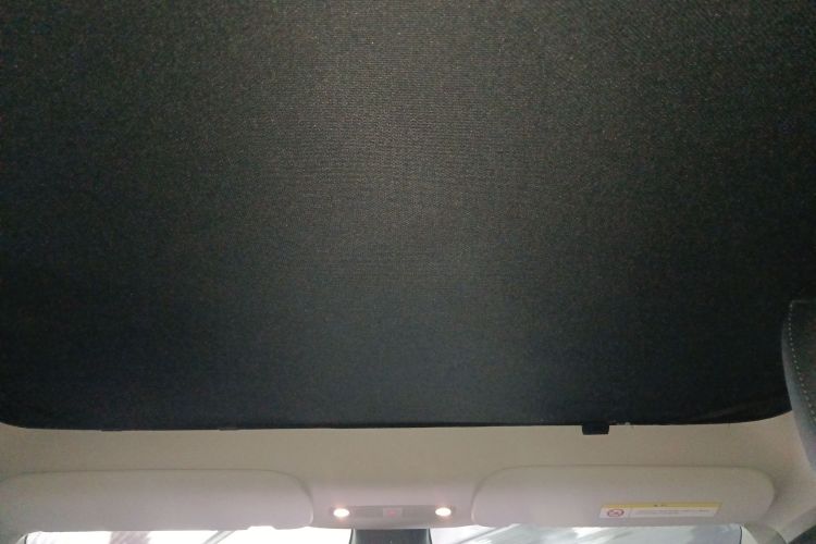 特斯拉 Model Y 2021款 长续航全轮驱动版局部细节22