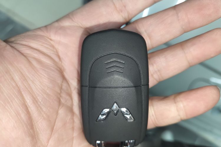 五菱汽车 宏光MINIEV 2025款 四门版 进阶款中控内饰11