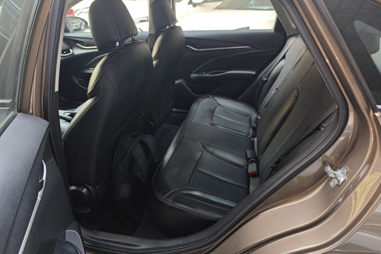 别克 英朗 2015款 15N 自动豪华型中控内饰21