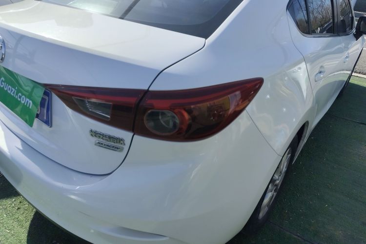 马自达3 昂克赛拉 2014款 三厢 1.5L 自动舒适型车身外观9