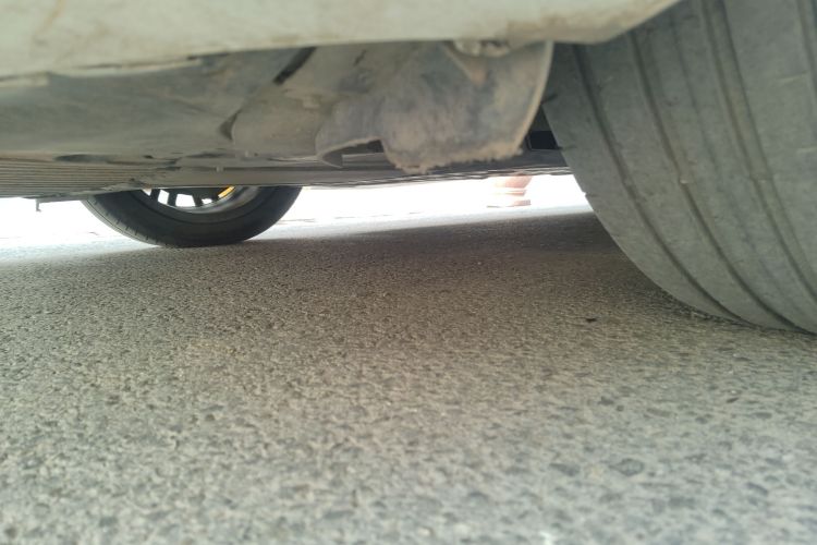 奔驰C级 2023款 C 260 L 运动版局部细节9004