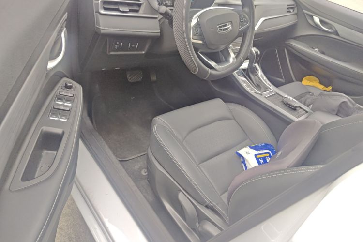 吉利汽车 帝豪 2021款 UP 1.5L CVT豪华型中控内饰20