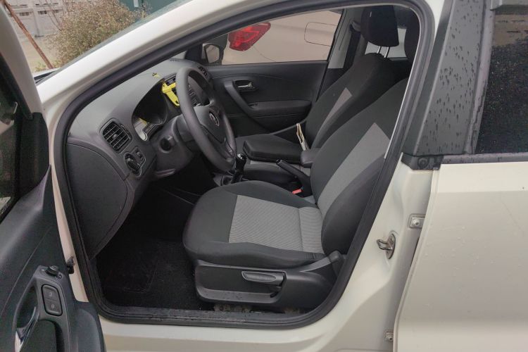 大众 Polo 2018款 1.5L 手动安驾型中控内饰19