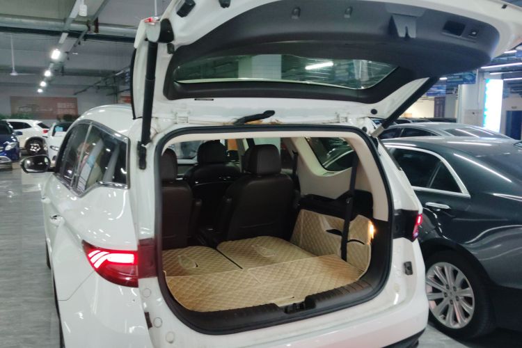 吉利汽车 嘉际 2019款 1.5TD MHEV DCT臻享型机舱底盘23