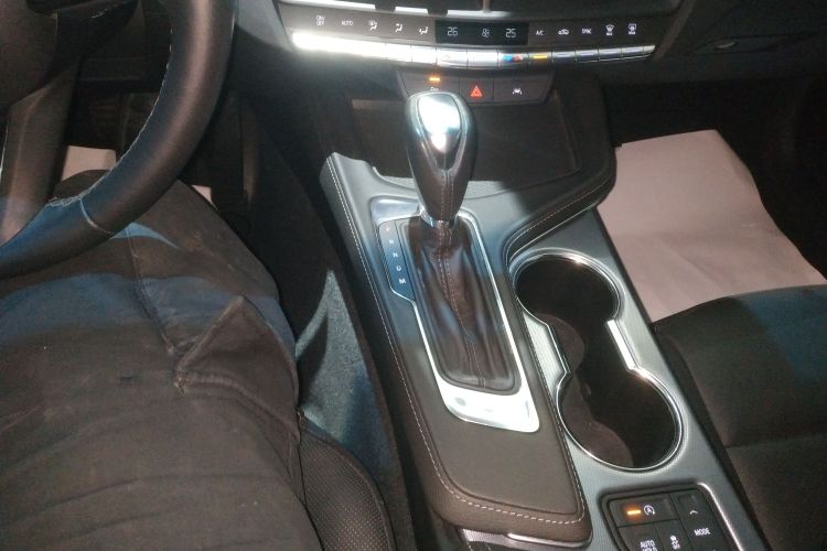 凯迪拉克CT4 2023款 25T 豪华型局部细节18