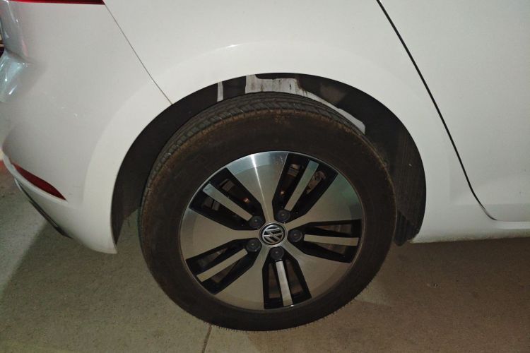 大众 高尔夫·纯电 2020款 驰车身外观6008