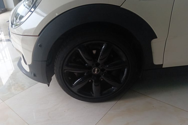 MINI Clubman 2021款 1.5T COOPER车身外观35