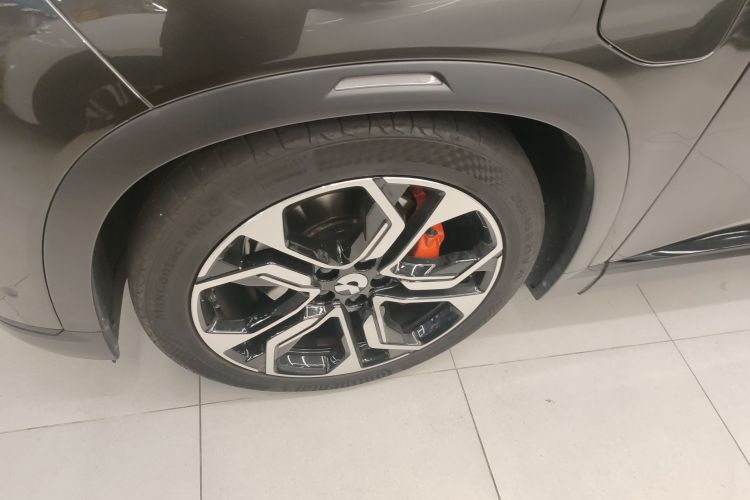 蔚来ES8 2020款 450KM 签名版 六座版车身外观6001