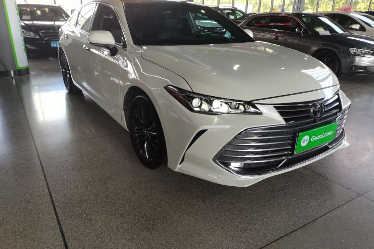 丰田 亚洲龙 2019款 2.5L Touring尊贵版 国VI车身外观3