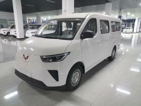 五菱汽车 五菱扬光 2025款 400km 客车版舒适型