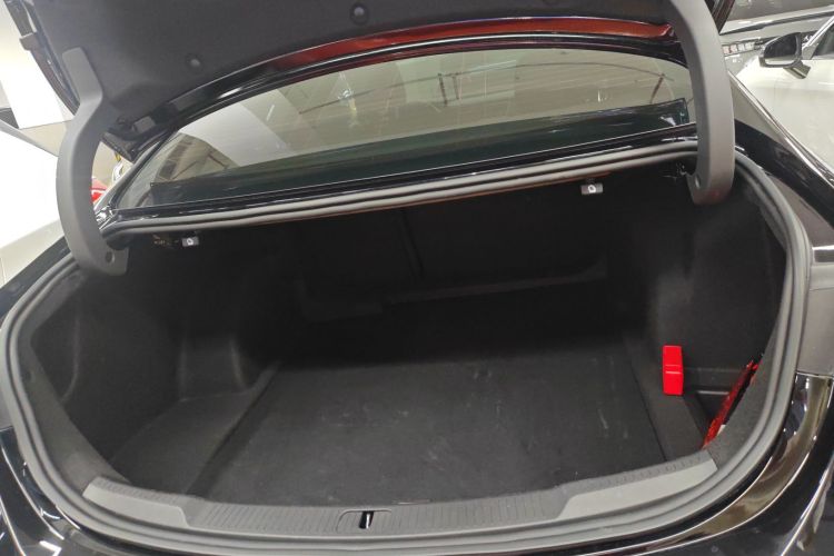 别克 君越 2022款 552T 豪华型中控内饰23