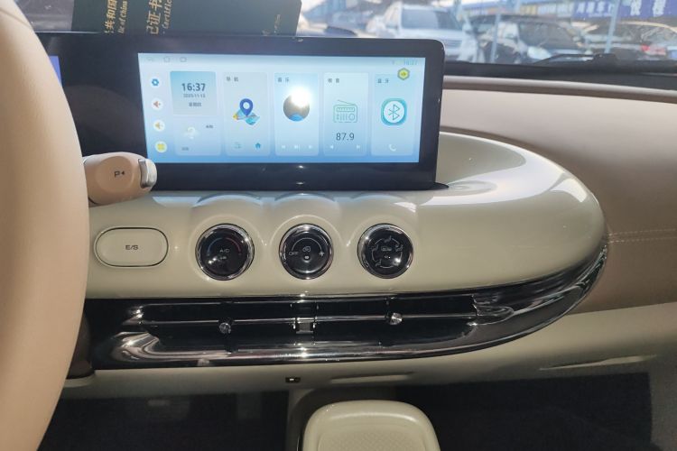 五菱汽车 五菱缤果 2025款 333km 悦享款中控内饰16