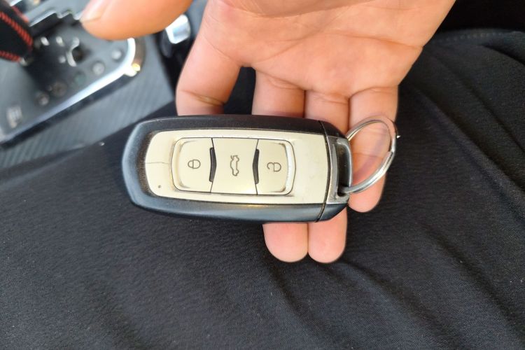 吉利汽车 远景 2016款 1.5L 自动幸福版中控内饰7001