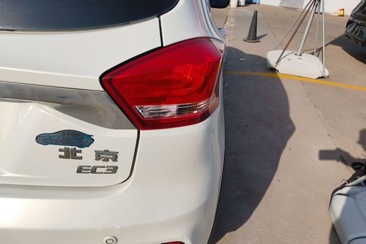 北汽新能源EC3 2019款 灵动版车身外观6006