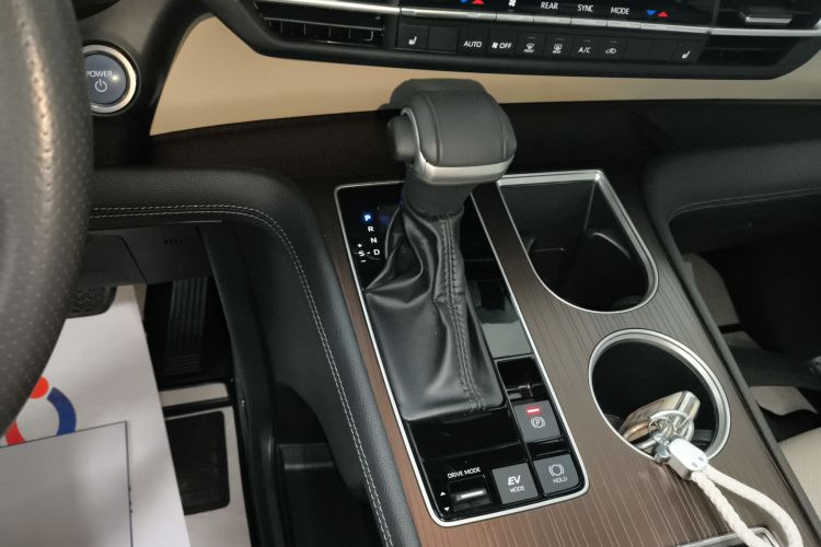 丰田 赛那SIENNA 2023款 2.5L混动 豪华版中控内饰18