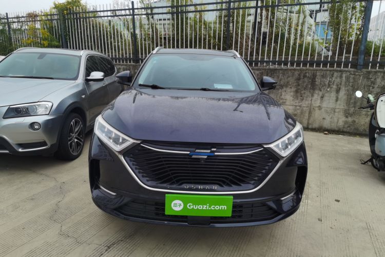 长安欧尚X7 2020款 1.5T 人脸识别全自动泊车太空逍遥版车身外观2