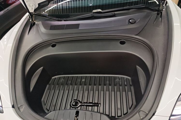 特斯拉 Model 3 2021款 标准续航后驱升级版机舱底盘24