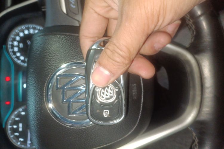 别克 英朗 2019款 15T 双离合互联精英型 国V中控内饰11