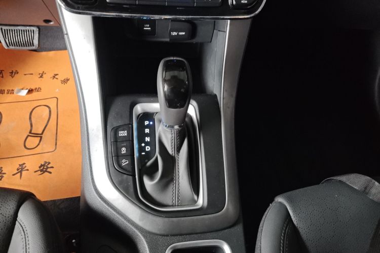 北京现代ix35 2019款 2.0L 自动两驱智勇·畅享版 国VI中控内饰18