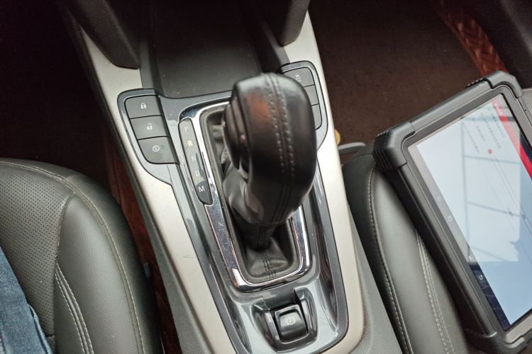 雪佛兰 迈锐宝 2017款 1.5T 自动豪华版中控内饰18