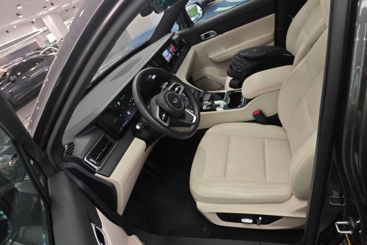 理想汽车 理想ONE 2021款 增程6座版中控内饰19