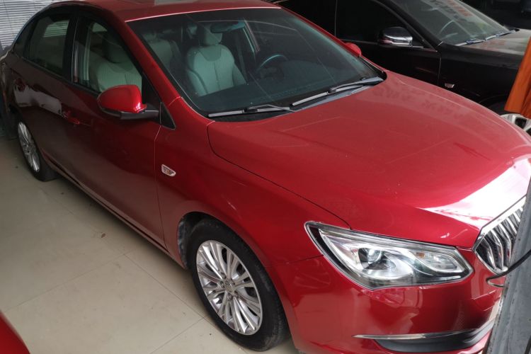 别克 英朗 2015款 15N 自动精英型车身外观3