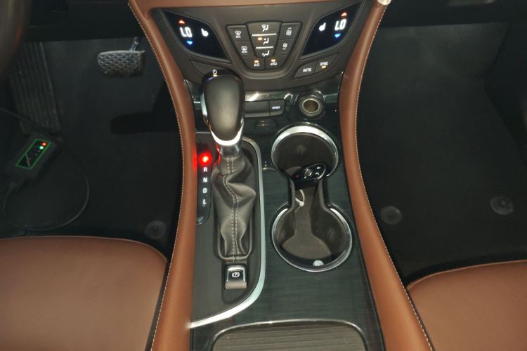 别克 昂科威 2018款 28T 四驱豪华型局部细节18