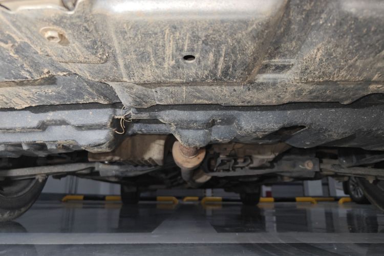 丰田 威驰 2014款 1.3L 手动型尚版局部细节9008