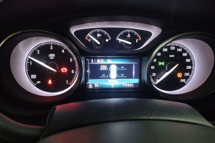 别克 昂科威 2018款 28T 四驱精英型中控内饰14