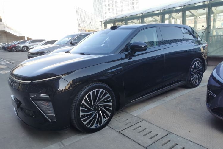 星途 星纪元 ET 2024款 纯电 655 Ultra车身外观4